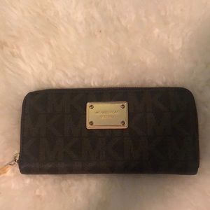 Michael Kors wallet